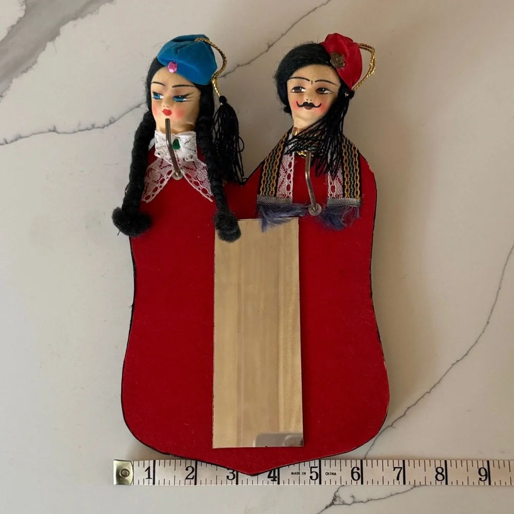 Vintage Red Decorative Wall Hanging Mirror/Shoe Brush/Brush Set